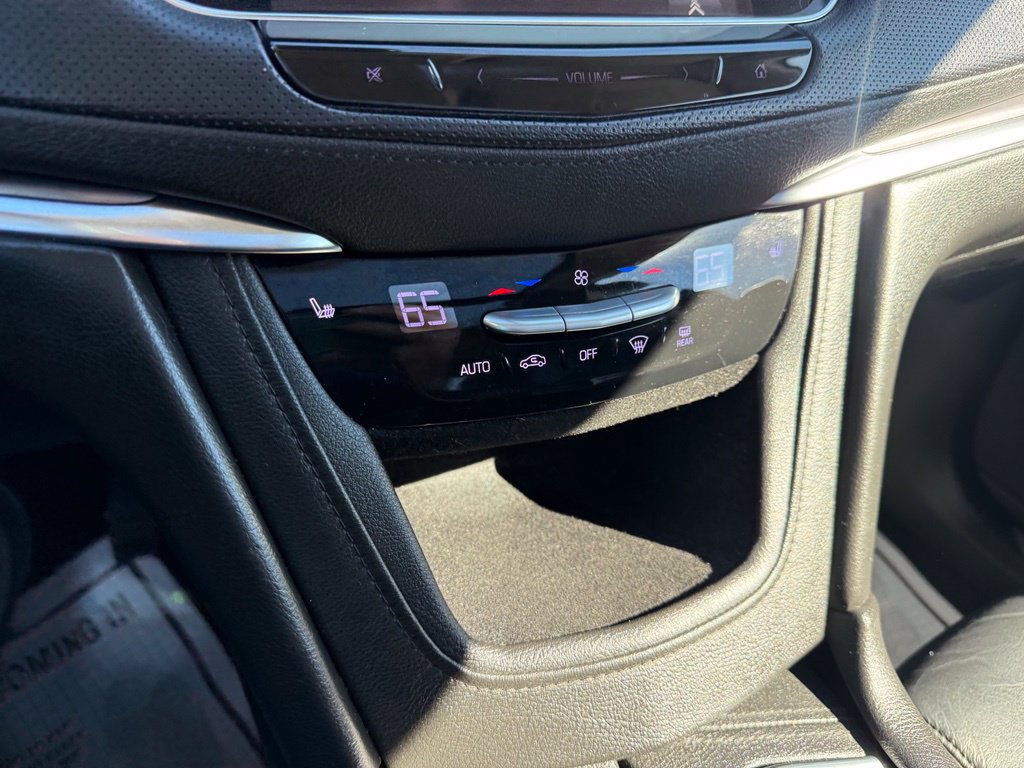 Used 2017 Cadillac XT5 Luxury w/ Driver Awareness Package FWD image 26