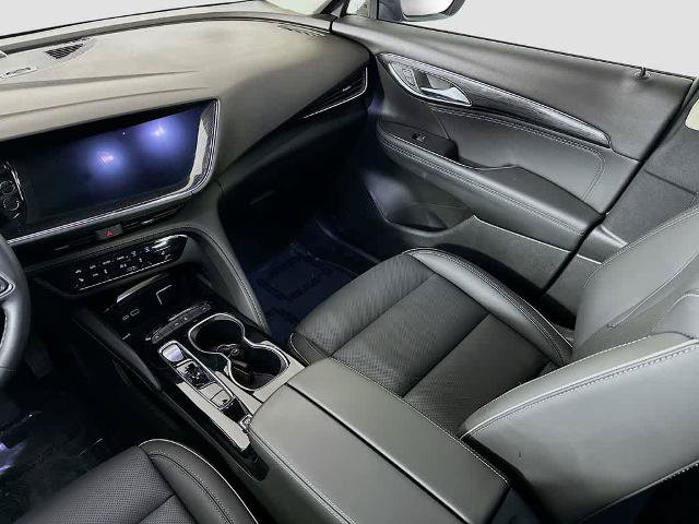 Used 2023 Buick Envision Essence FWD image 11