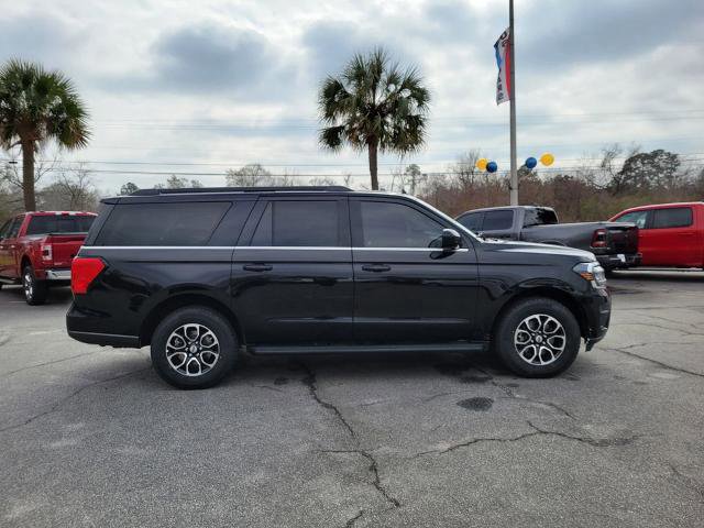 Certified 2023 Ford Expedition Max XLT image 6
