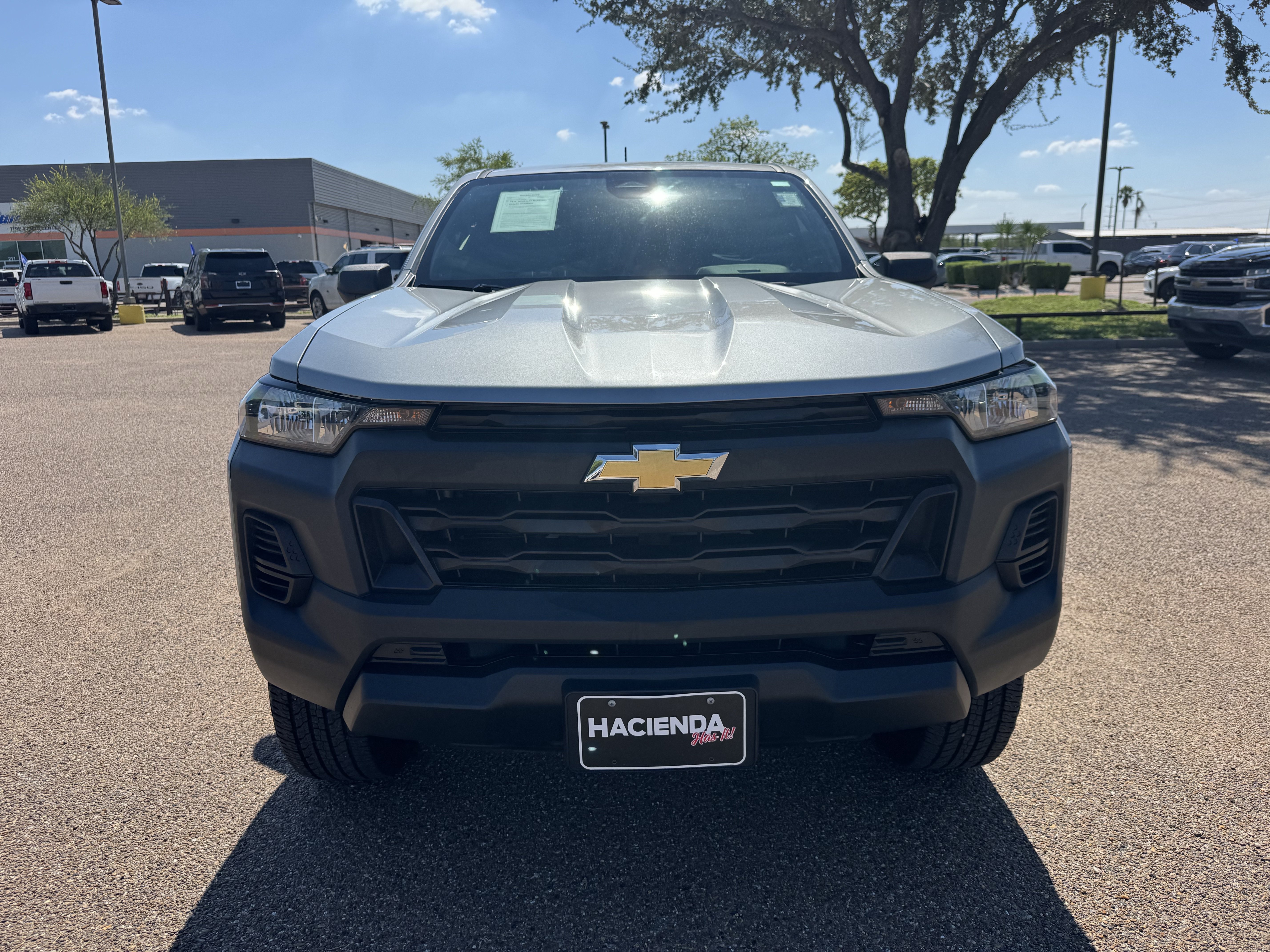 Used 2025 Chevrolet Colorado W/T w/ WT Custom Package RWD image 15