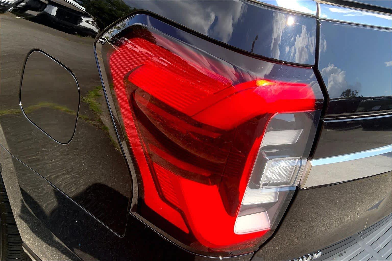 Certified 2023 Ford Expedition Platinum RWD image 28