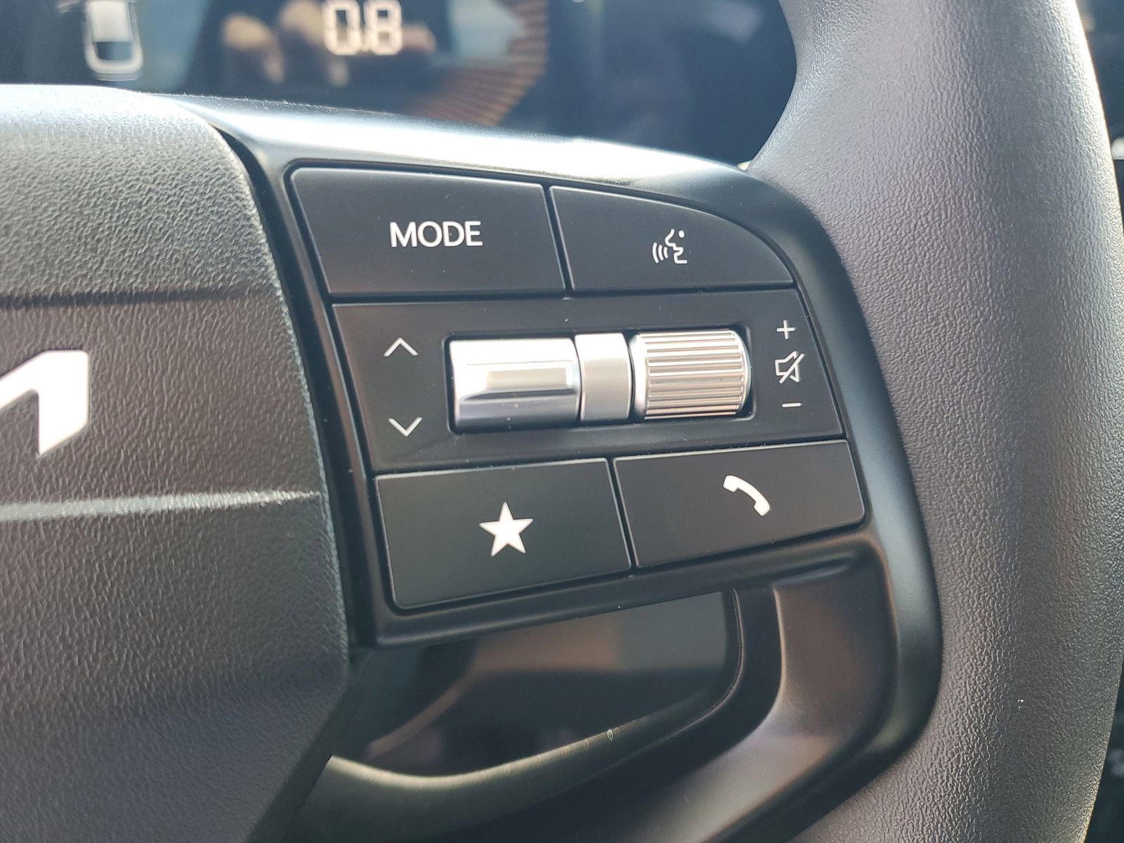 Used 2025 Kia K4 LX image 19