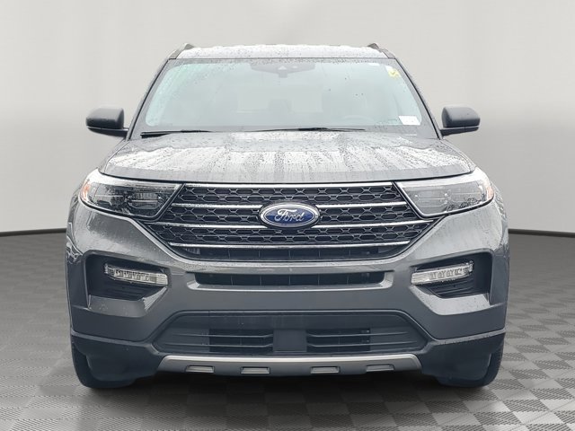 Certified 2022 Ford Explorer XLT w/ Equipment Group 202A image 6
