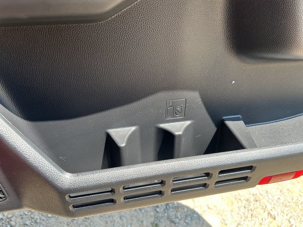 Used 2025 Toyota Tacoma SR5 RWD image 9