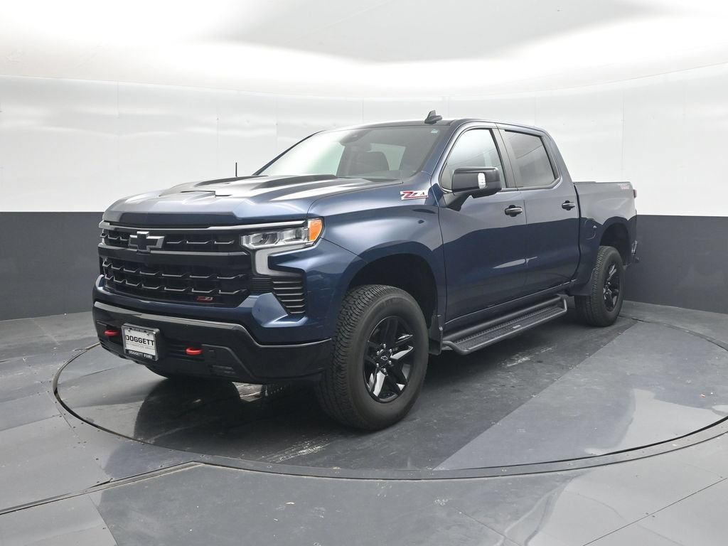Used 2022 Chevrolet Silverado 1500 LT Trail Boss w/ LT Trail Boss Premium Package AWD/4WD image 31