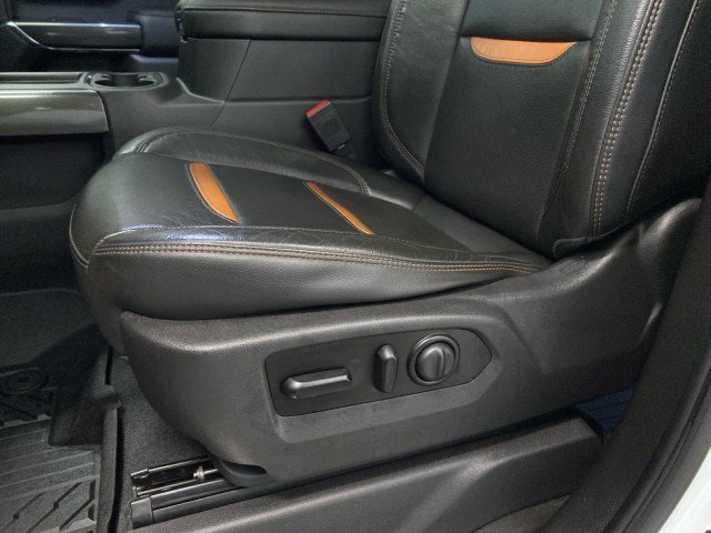 Used 2020 GMC Sierra 1500 AT4 w/ AT4 Premium Package AWD/4WD image 17