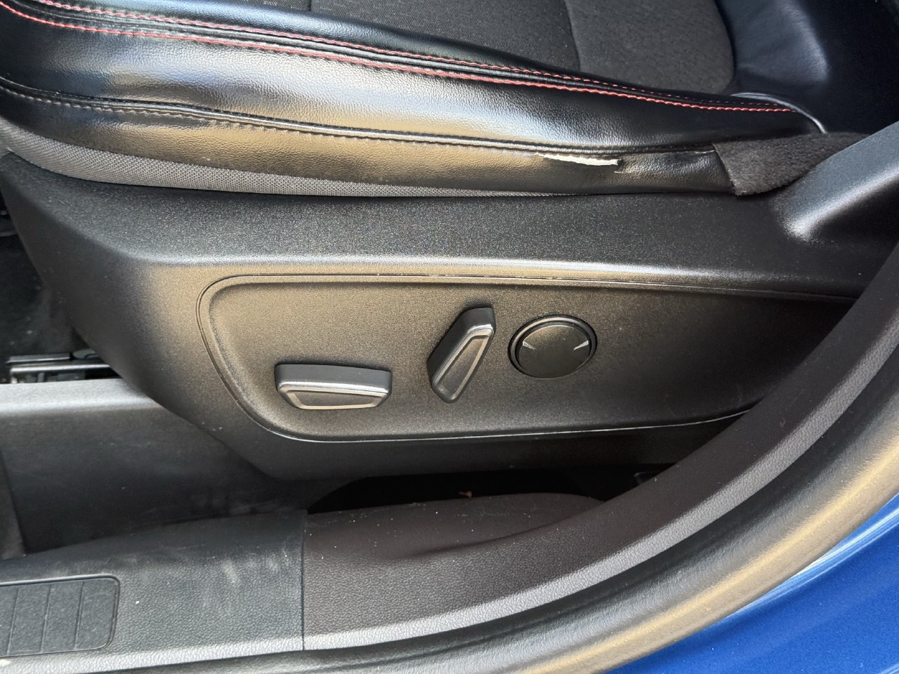 Certified 2023 Ford Escape ST-Line w/ Tech Pack #1 FWD image 23