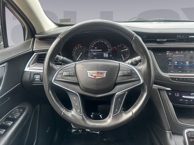 Used 2019 Cadillac XT5 Luxury w/ Advanced Security Package FWD image 13