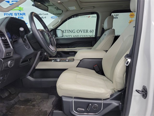 Certified 2021 Ford Expedition Platinum image 8