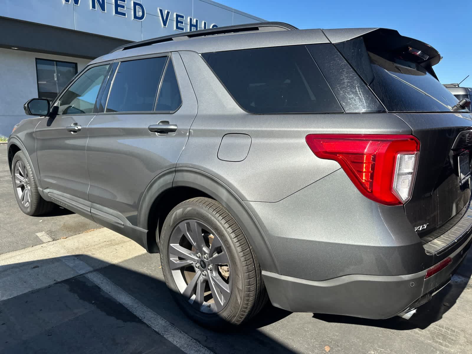 Certified 2023 Ford Explorer XLT w/ Equipment Group 202A RWD image 5