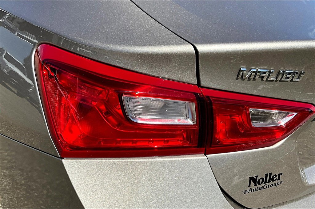 Used 2022 Chevrolet Malibu LS w/ Driver Confidence Package II image 30