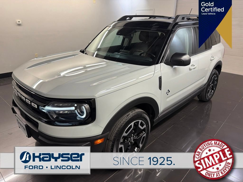 Certified 2023 Ford Bronco Sport Outer Banks w/ Tech Package AWD/4WD image 3