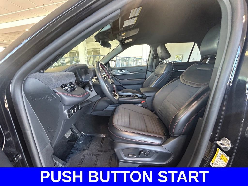 Certified 2025 Ford Explorer ST-Line image 11