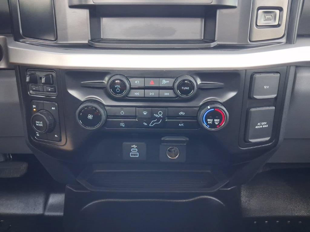 Certified 2026 Ford F350 XLT w/ 360-Degree Camera Package AWD/4WD image 13