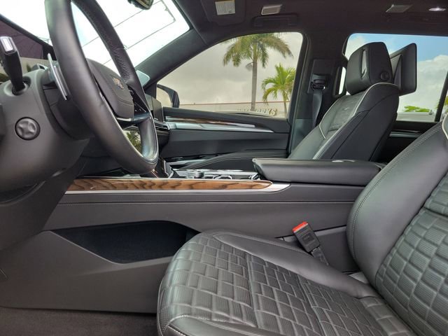 Used 2025 Cadillac Escalade Sport Platinum image 21