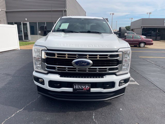 Certified 2024 Ford F250 XLT w/ FX4 Off-Road Package AWD/4WD image 12