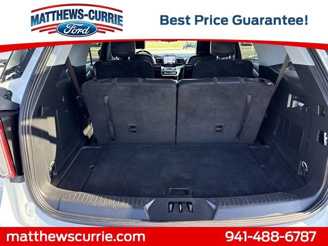 Certified 2024 Ford Explorer XLT w/ Equipment Group 202A RWD image 14