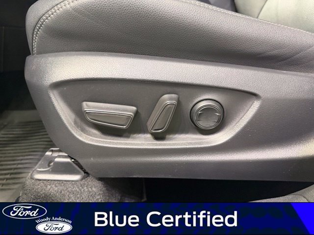Used 2022 Toyota Corolla Cross XLE w/ Convenience Package FWD image 20