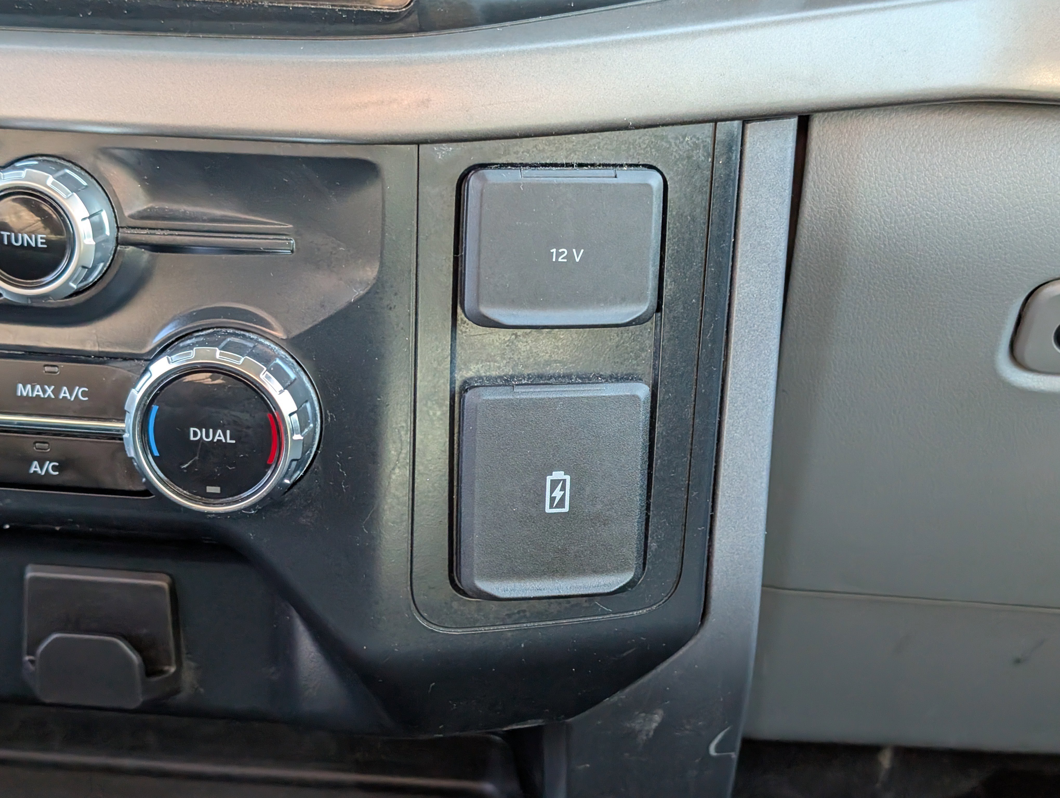 Certified 2024 Ford F150 XLT w/ Tow/Haul Package image 25