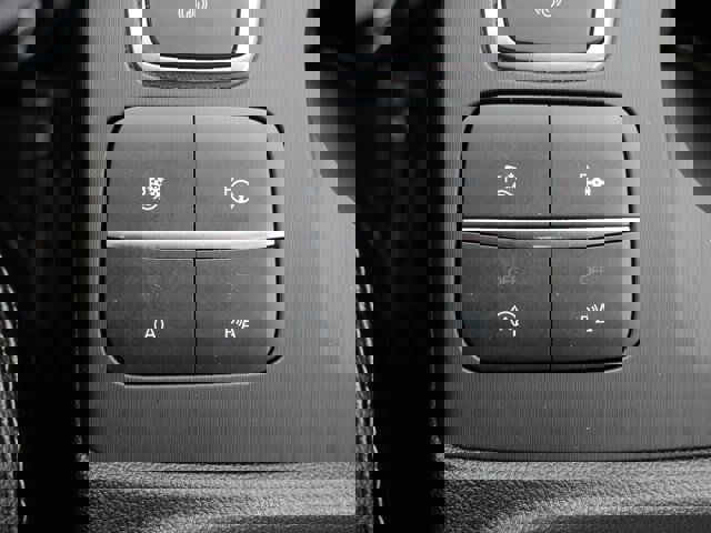 Certified 2020 Ford Escape Titanium image 29