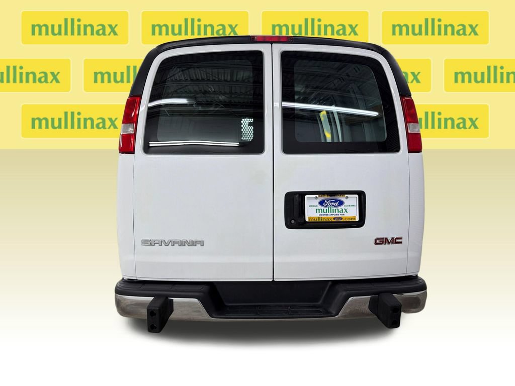 Used 2025 GMC Savana 2500 w/ Driver Convenience Package RWD image 7