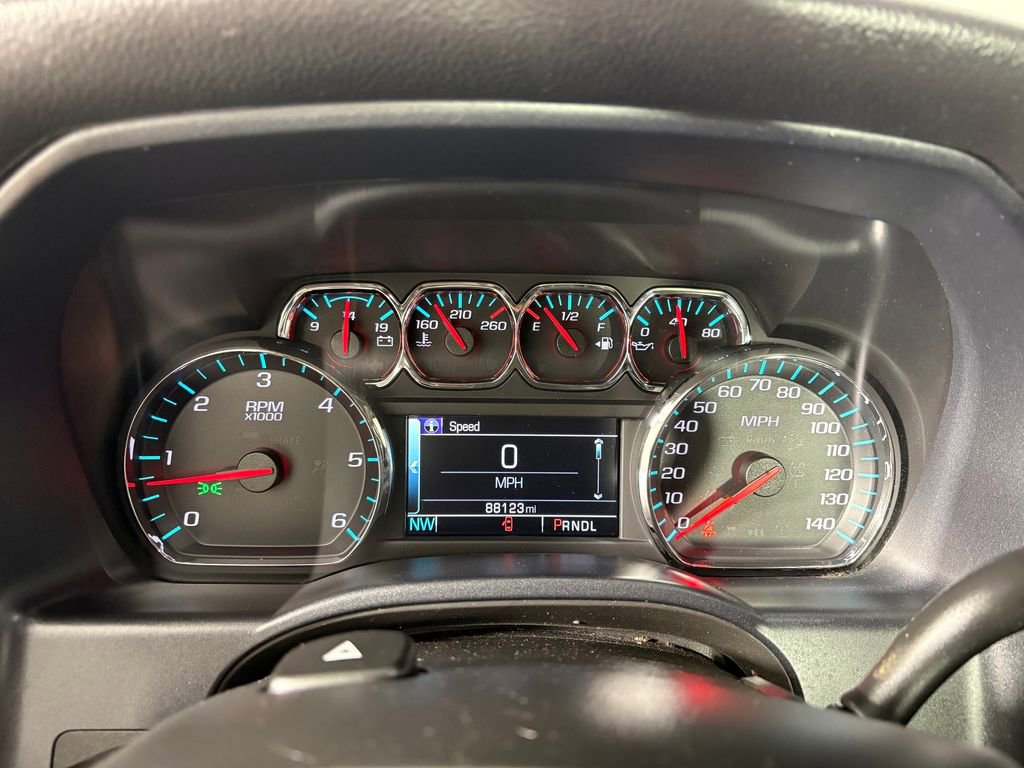 Used 2017 Chevrolet Silverado 1500 LT w/ All Star Edition AWD/4WD image 17