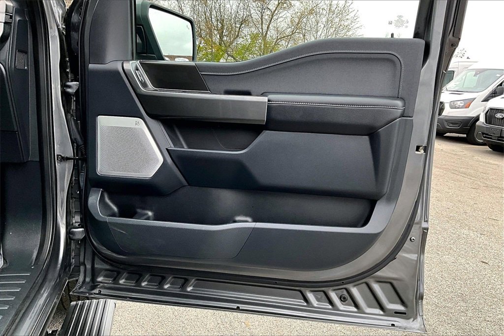 Certified 2022 Ford F150 Lariat w/ Equipment Group 502A High image 23