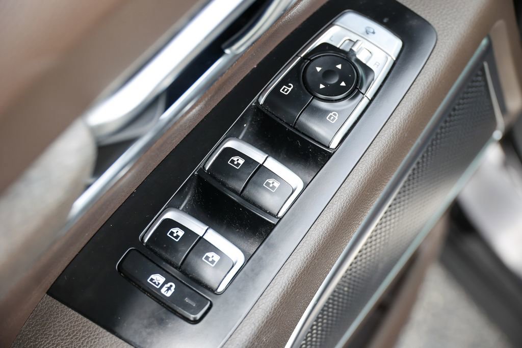 Used 2021 Kia Telluride SX w/ Towing Package FWD image 24