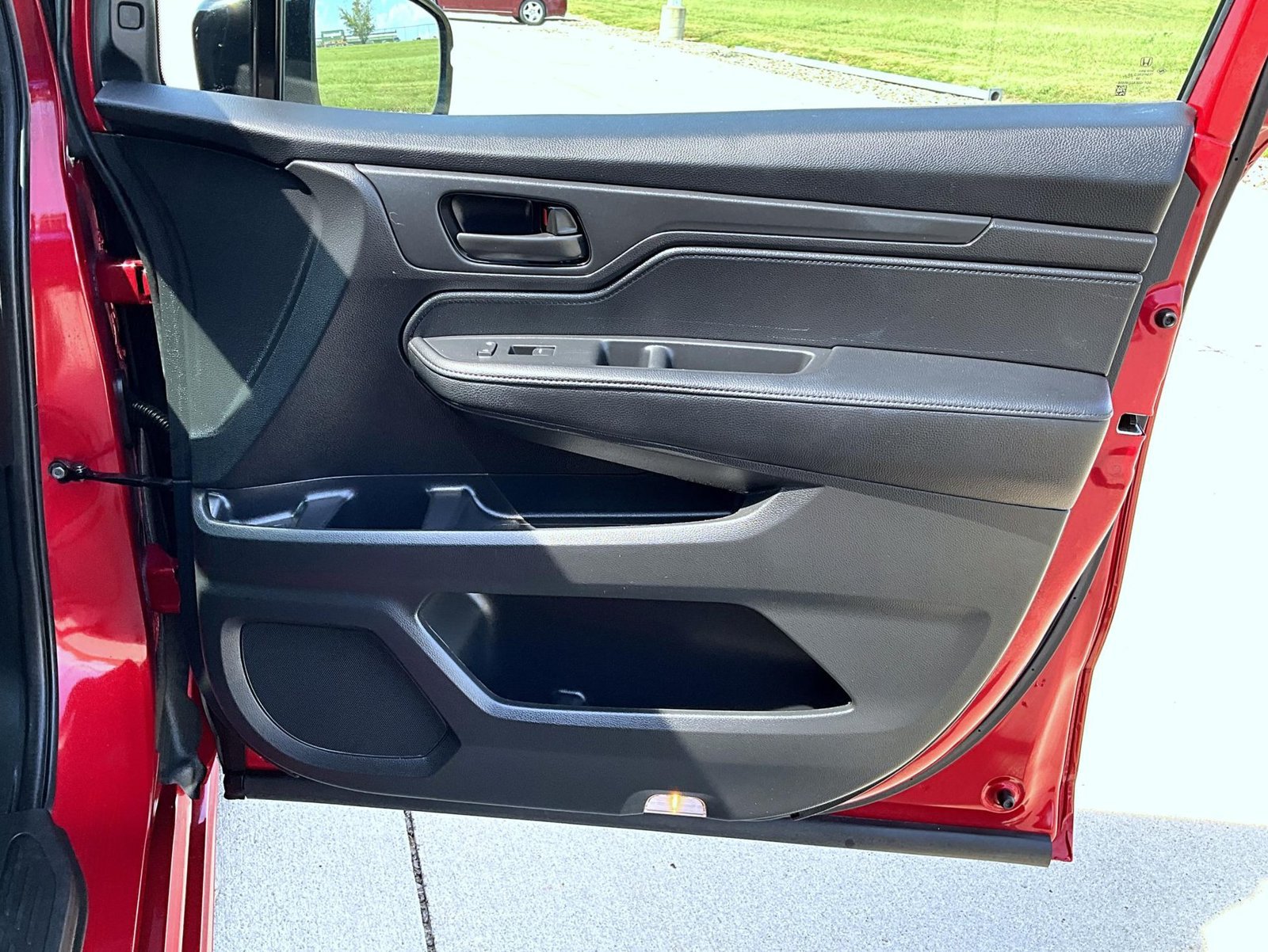 Used 2025 Honda Odyssey Sport-L image 17