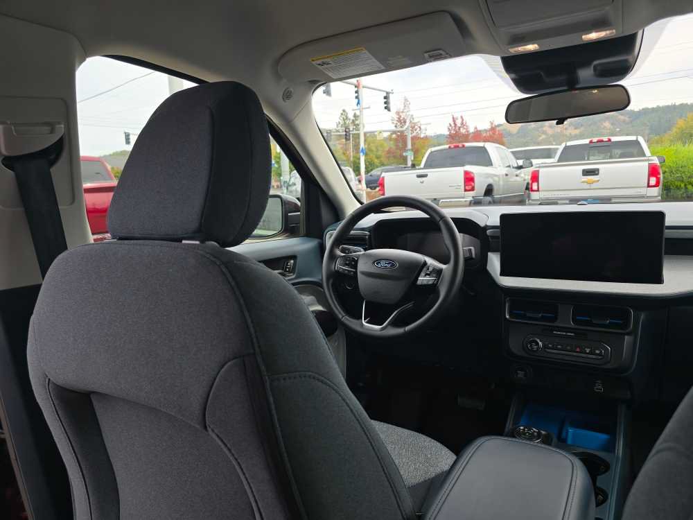 Certified 2025 Ford Maverick XLT w/ XLT Luxury Package FWD image 10