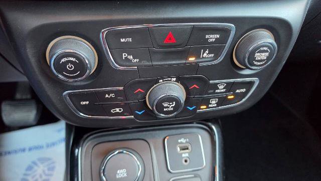 Used 2021 Jeep Compass Limited AWD/4WD image 25