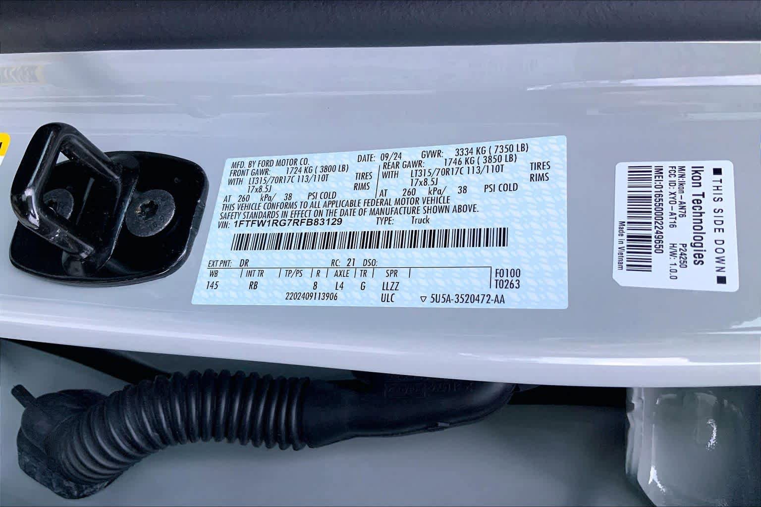 Certified 2024 Ford F150 Raptor AWD/4WD image 32