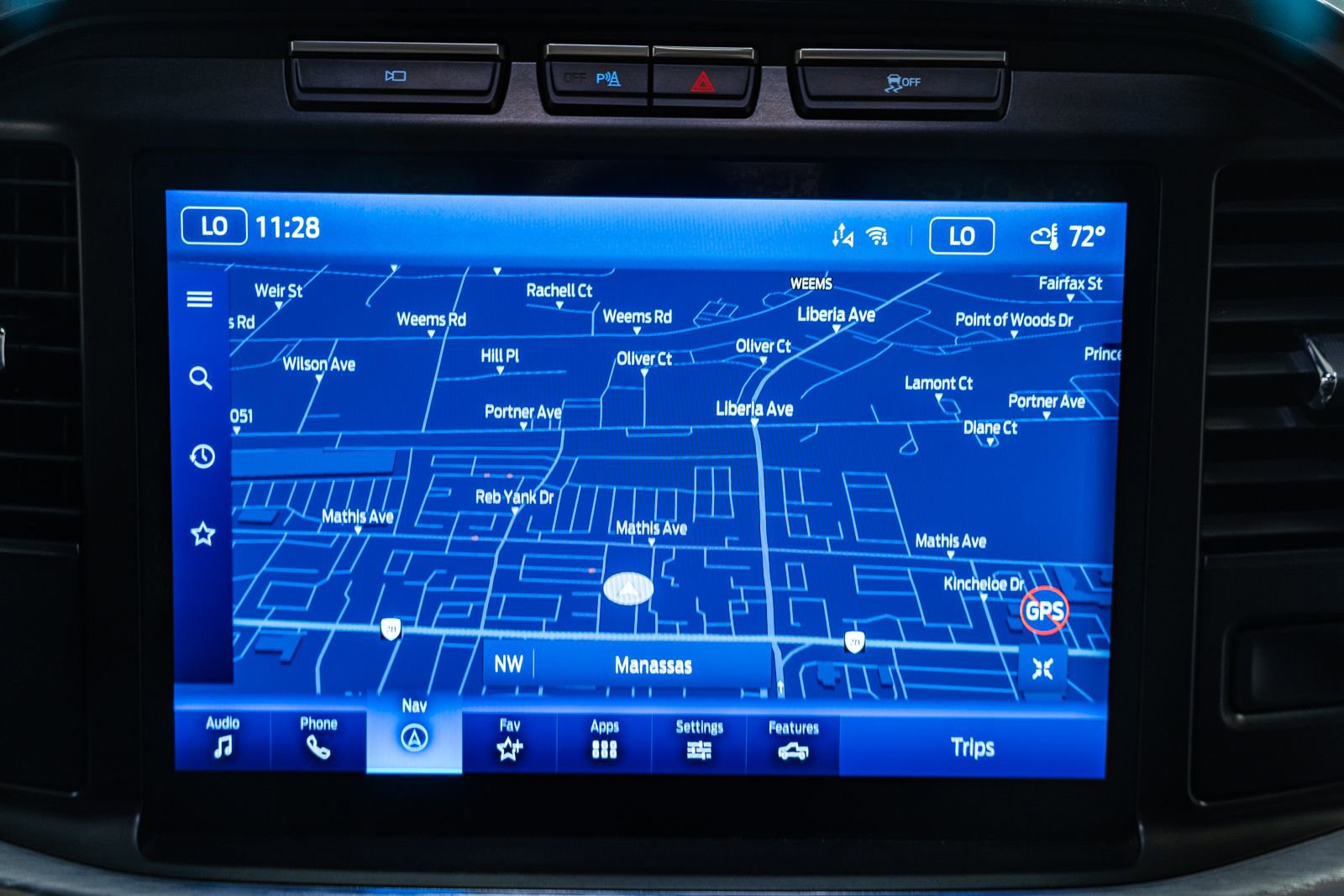 Certified 2023 Ford F150 Lariat w/ Equipment Group 502A High image 31