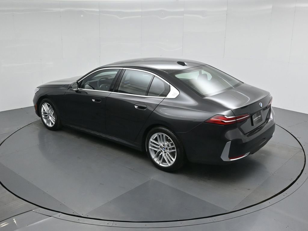 Used 2025 BMW 530i image 20