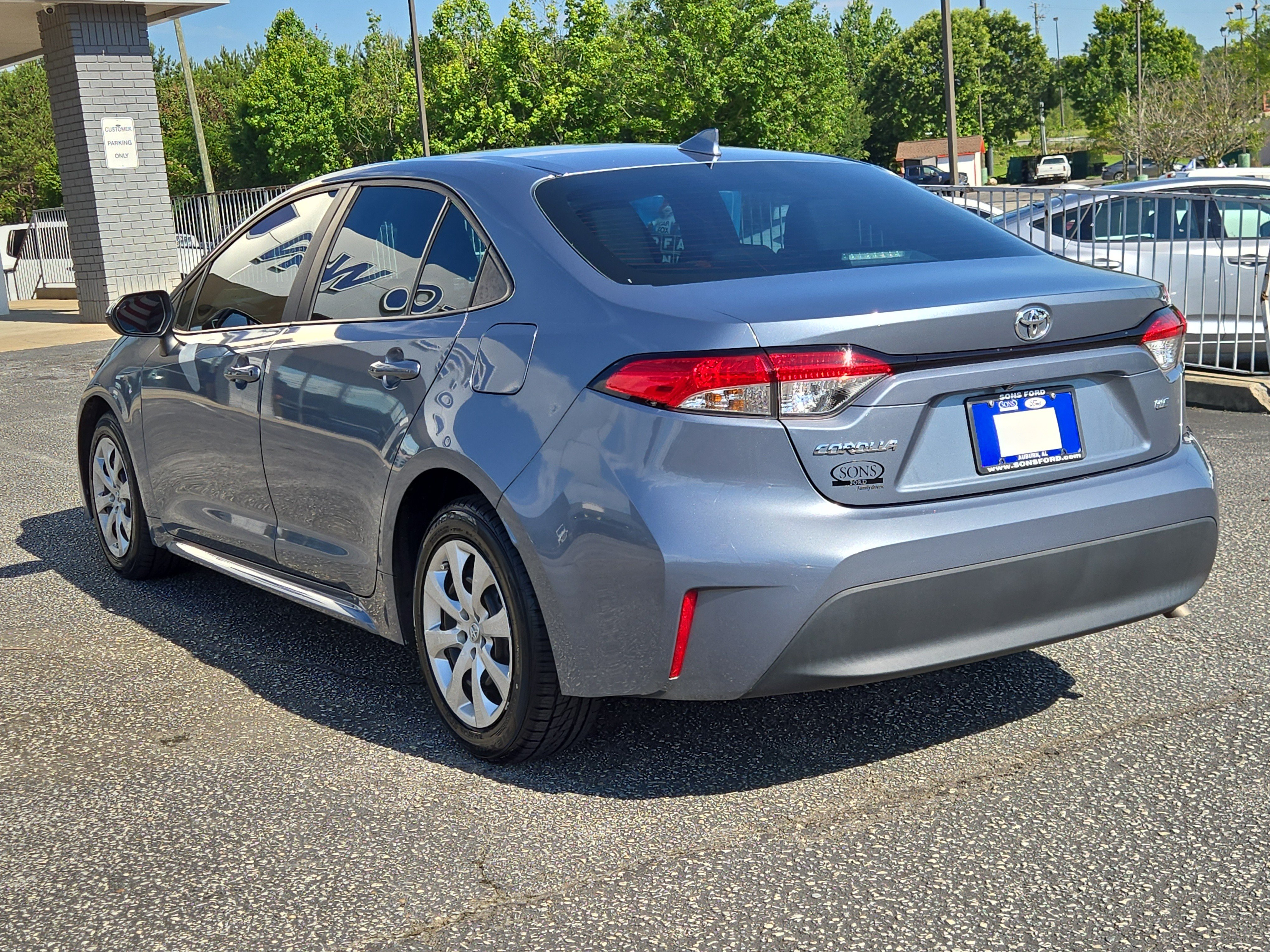 Used 2024 Toyota Corolla LE FWD image 9