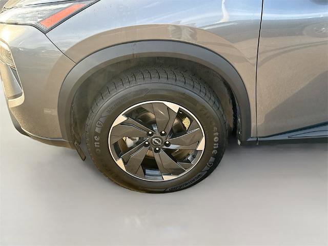 Used 2024 Nissan Rogue SV image 22