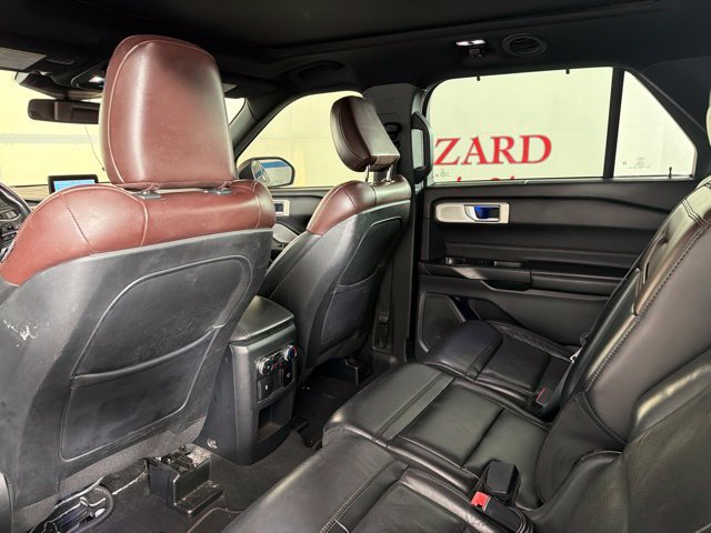 Certified 2020 Ford Explorer Platinum w/ Premium Technology Package AWD/4WD image 27