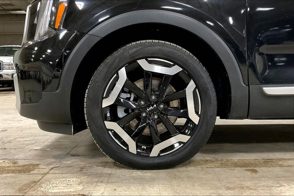 Used 2025 Kia Telluride S AWD/4WD image 9