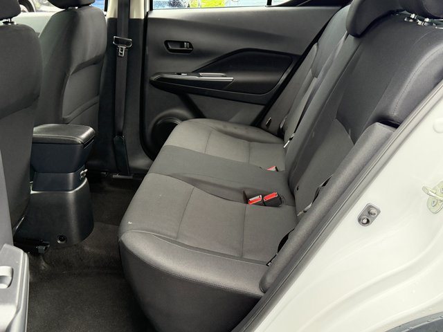 Used 2024 Nissan Kicks S FWD image 7
