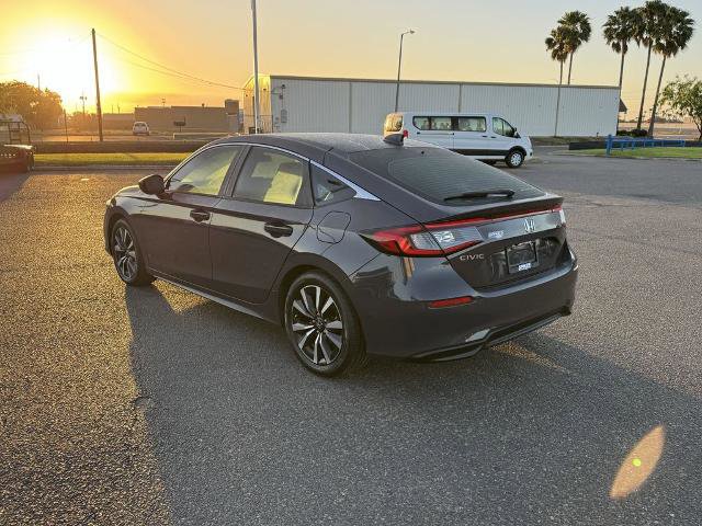 Used 2024 Honda Civic EX-L image 6