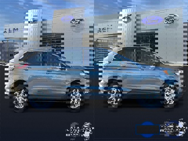 Certified 2022 Ford Edge SEL w/ Convenience Package image 2