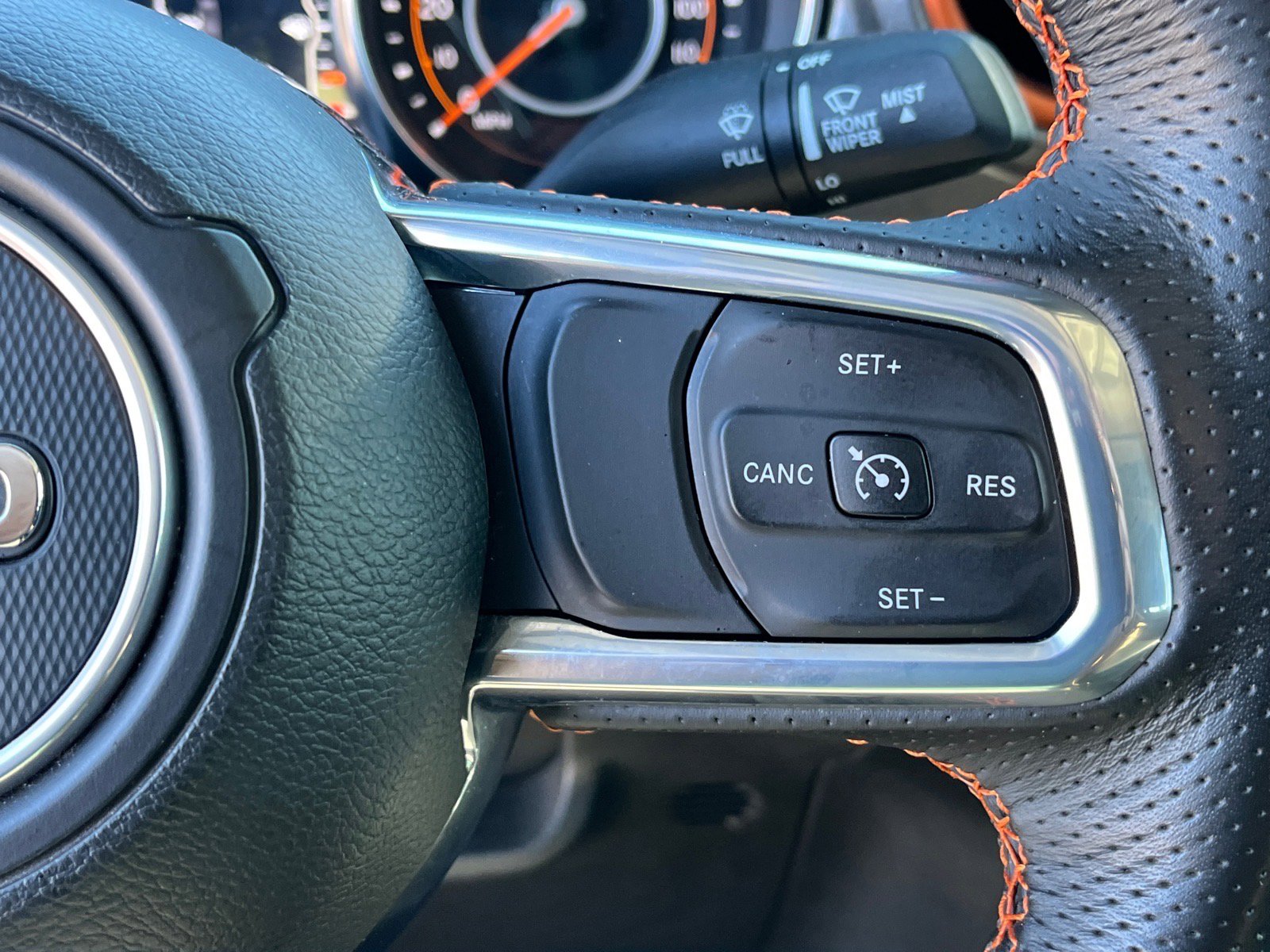 Used 2023 Jeep Gladiator Mojave w/ Cold Weather Group image 17