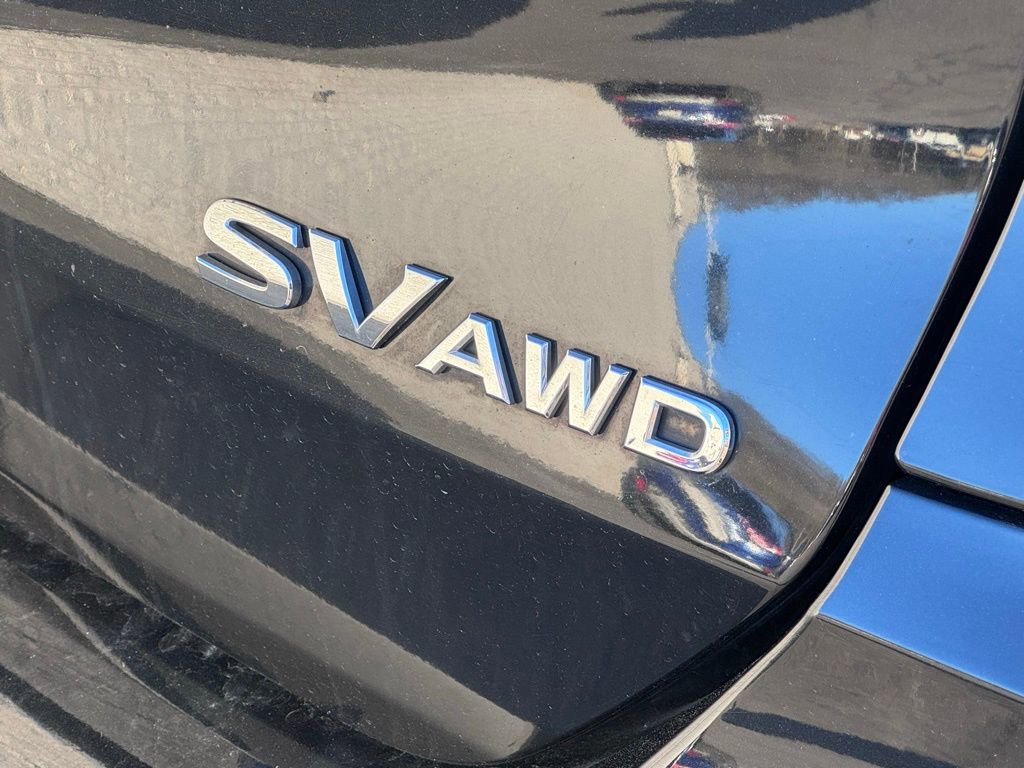 Used 2018 Nissan Rogue SV w/ Premium Package image 23