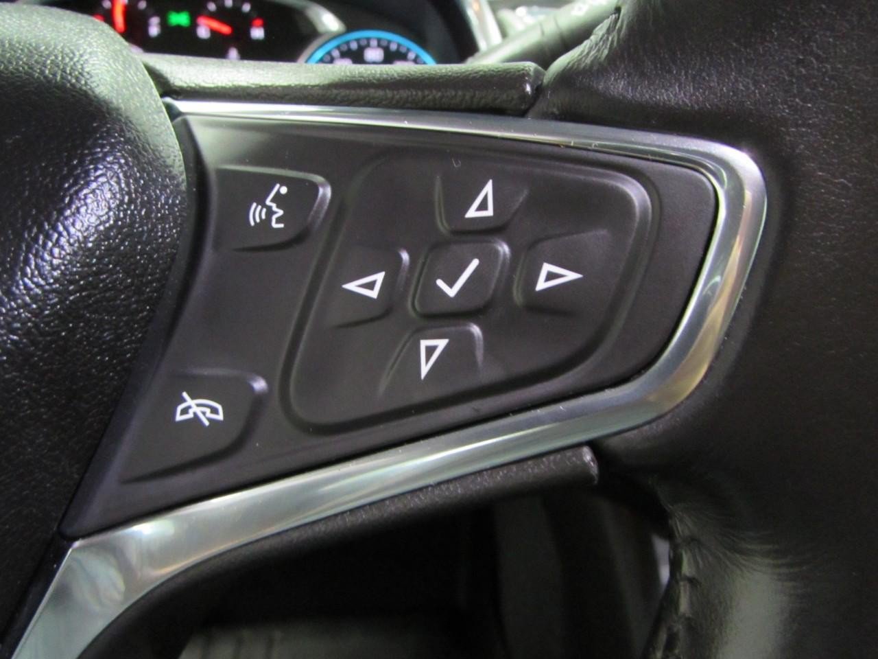 Used 2018 Chevrolet Malibu LT w/ Leather Package FWD image 25