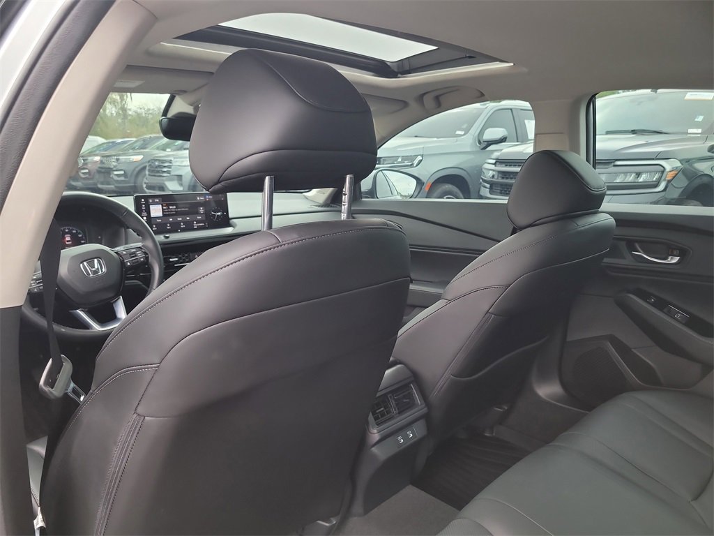 Used 2024 Honda Accord Touring image 10