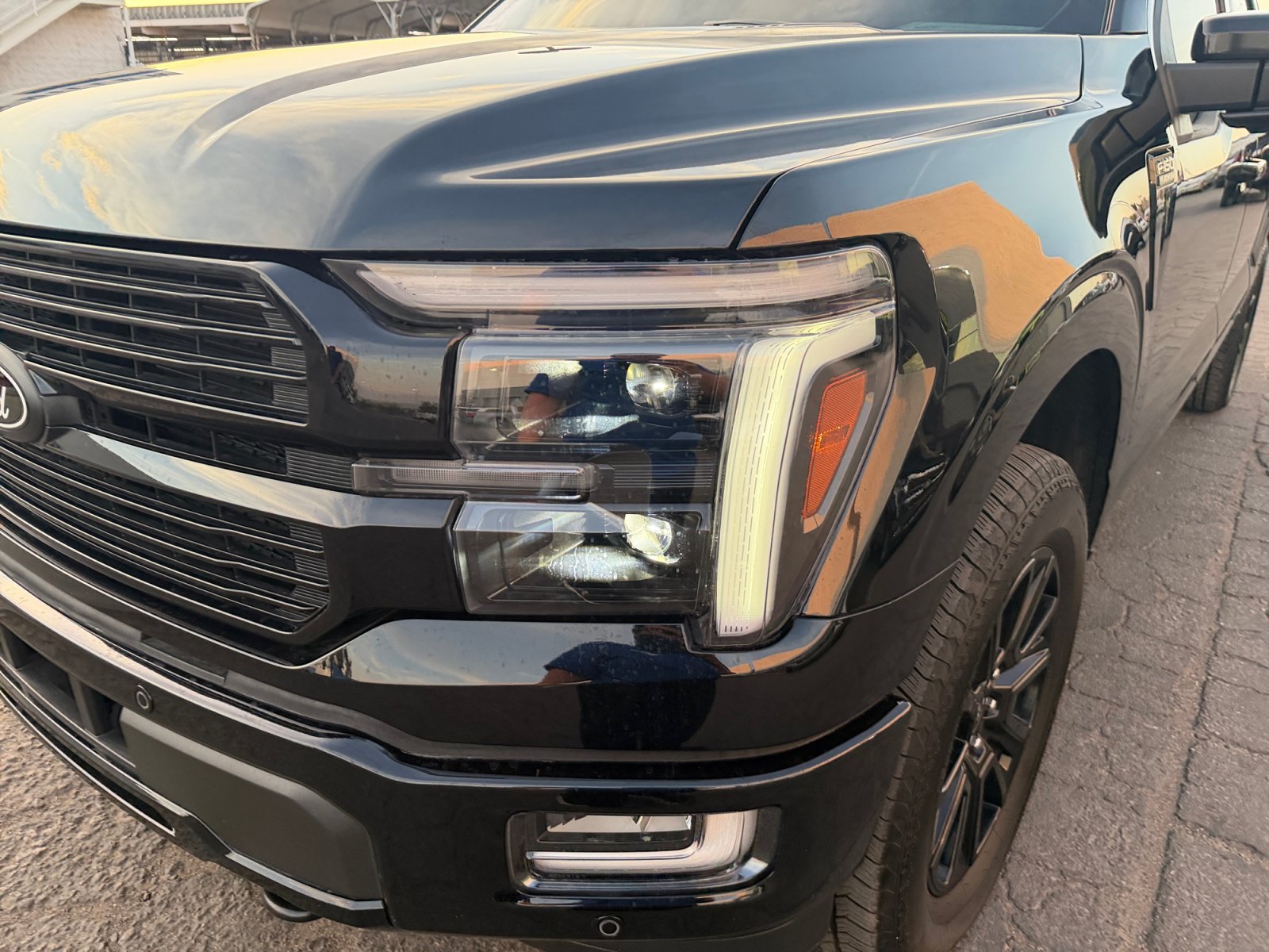 Certified 2025 Ford F150 Platinum AWD/4WD image 9