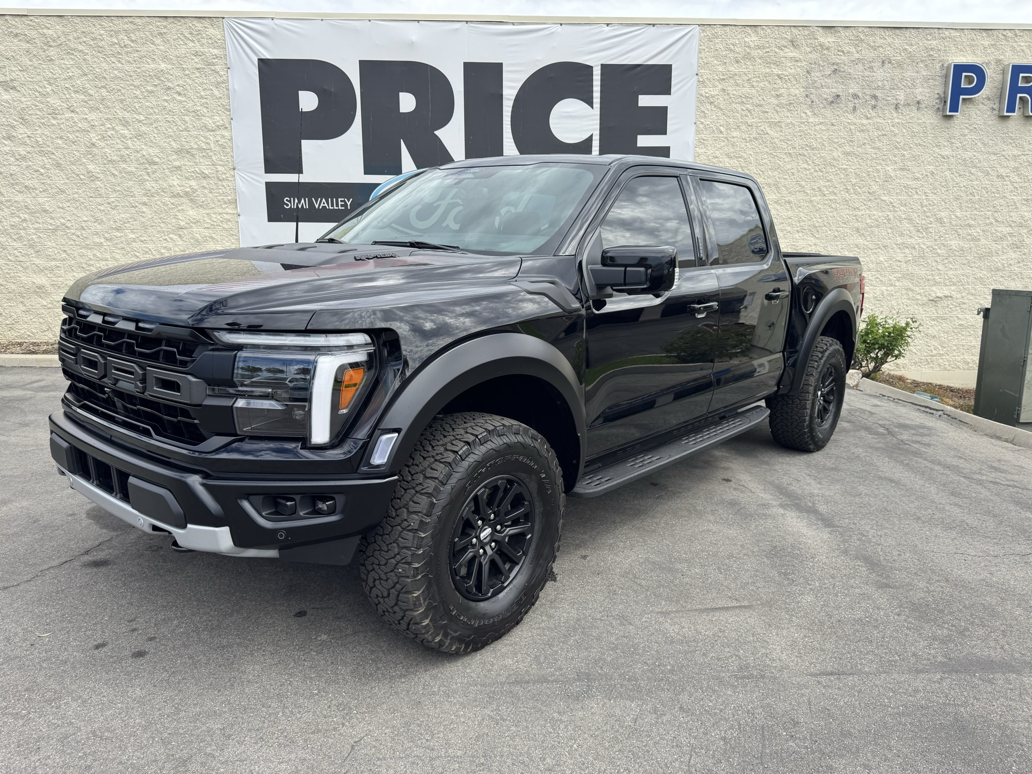 Certified 2026 Ford F150 Raptor AWD/4WD image 30
