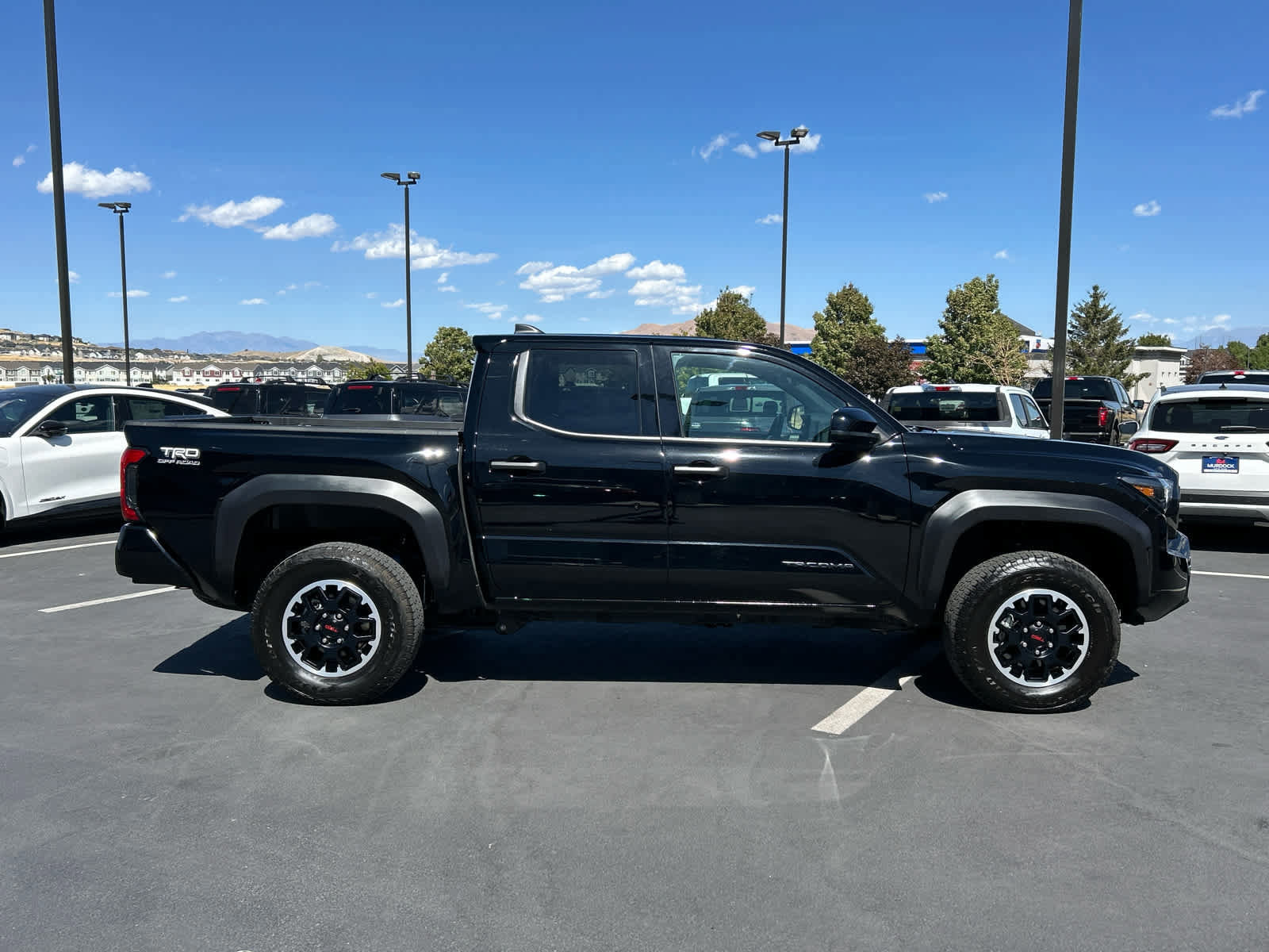 Used 2025 Toyota Tacoma TRD Off-Road image 12