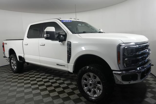 Certified 2023 Ford F250 Lariat w/ Lariat Ultimate Package AWD/4WD image 2