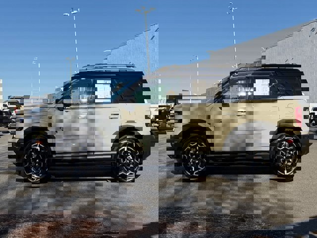 Certified 2025 Ford Bronco Sport Outer Banks w/ Outer Banks Tech Package+ image 2